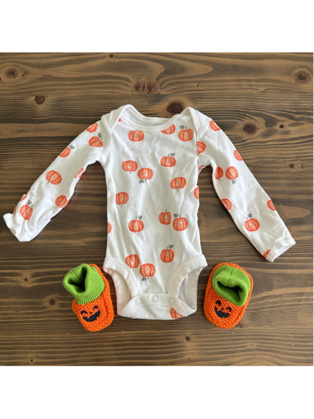 Carter's Newborn Pumpkin Bodysuit Booties Set Halloween Baby 0M